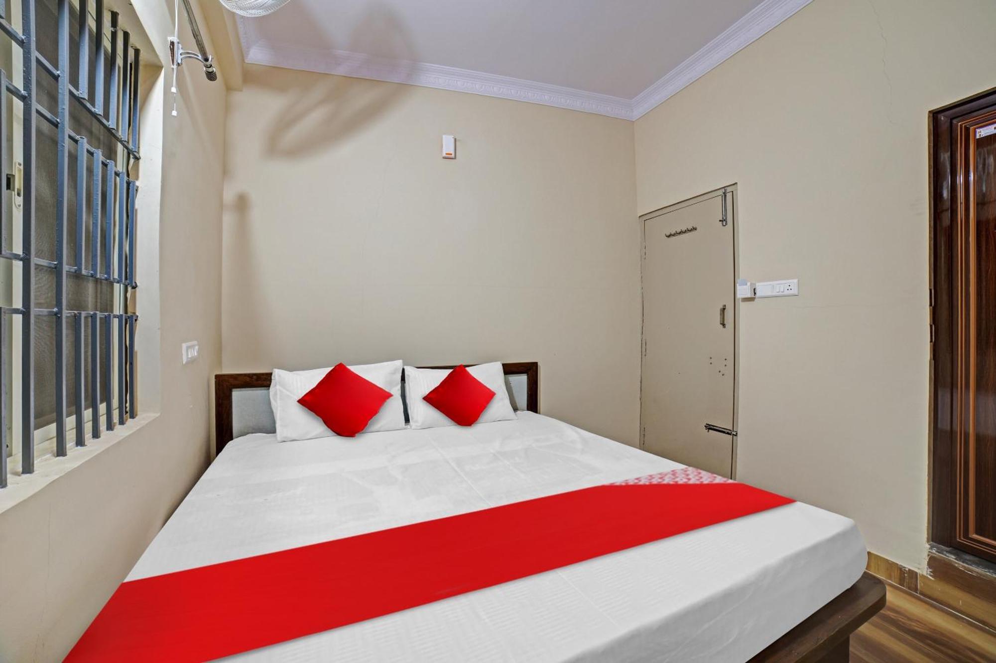 Spot On 81074 Sk Lodge Bangalore Exterior foto