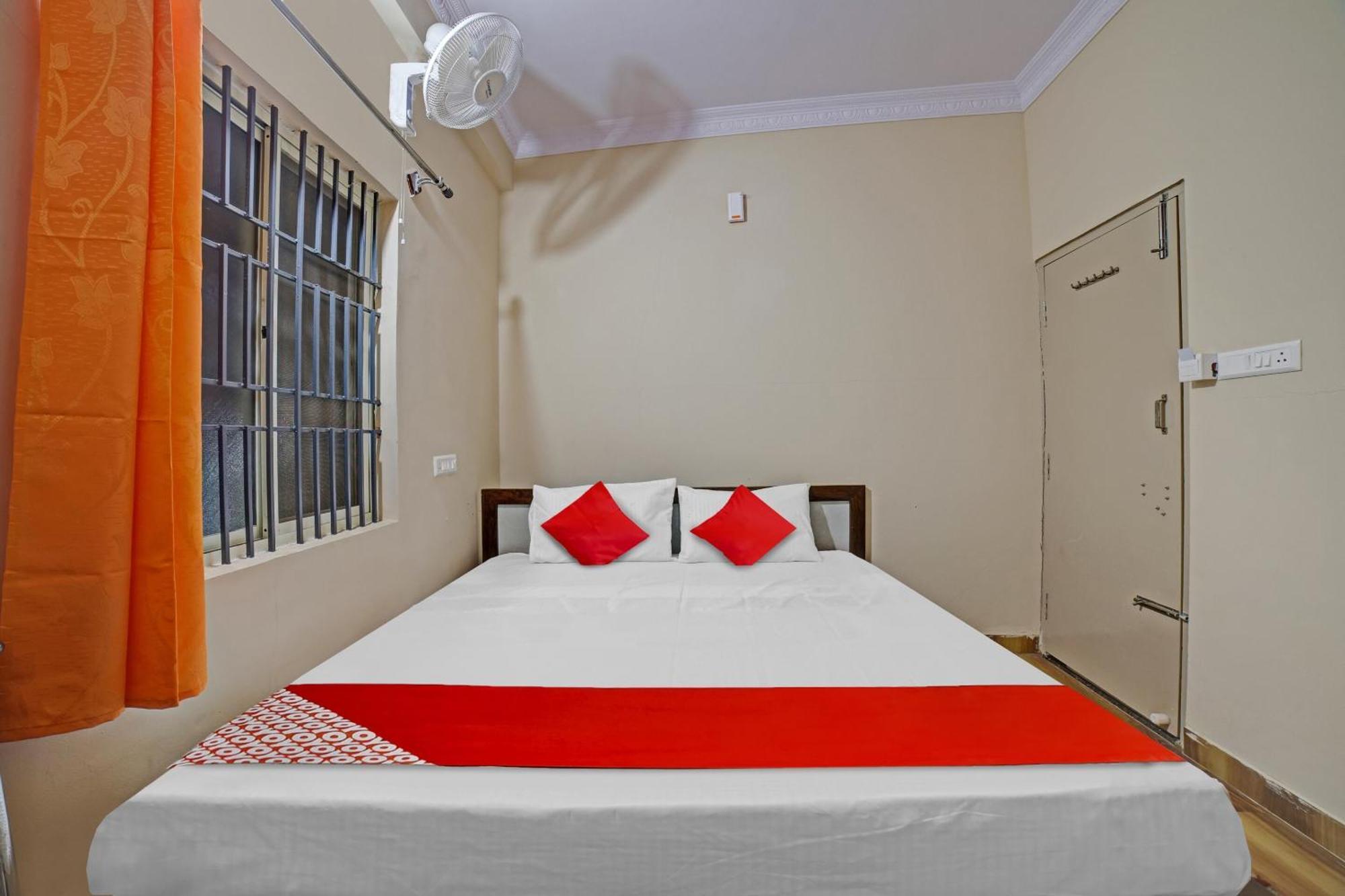 Spot On 81074 Sk Lodge Bangalore Exterior foto